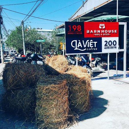 Barn House BBQ and BEER